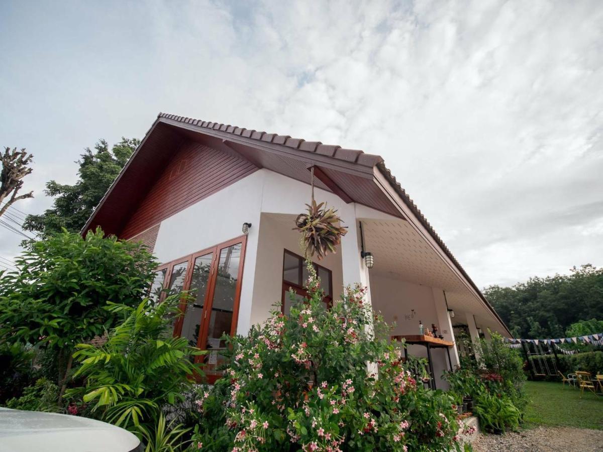 Отель Cozy House Chiangrai Чианграй Экстерьер фото