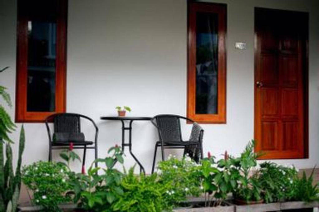 Отель Cozy House Chiangrai Чианграй Экстерьер фото